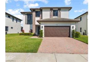 5032 Frattina St, Ave Maria