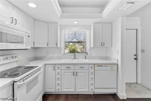 27670 View Drive, Bonita Springs, FL 34135 - MLS#226012034