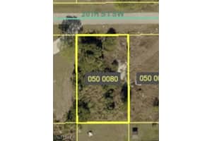 3903 20th Street, Lehigh Acres, FL 33976 - MLS#226012041