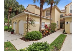88 Silver Oaks Cir 4-101, Naples