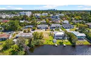 3916 Bennett Lane, Bonita Springs, FL 34134 - MLS#226012088