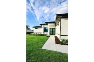 2614 12th Street, Lehigh Acres, FL 33976 - MLS#226012174