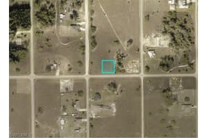 4103 18th Street, Lehigh Acres, FL 33972 - MLS#226012195