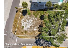 245 Madison Court, Fort Myers Beach, FL 33931 - MLS#226012202