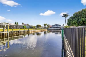 407 Parkway Court, Fort Myers, FL 33919 - MLS#226012251