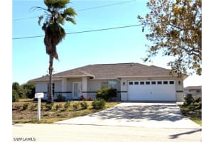 843 Nyasa Avenue, Fort Myers, FL 33913 - MLS#226012292