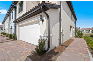 1562 Lake Jessup Circle, Cape Coral, FL 33909 - MLS#226012314