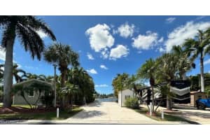 1343 Amethyst Lake Lane, Naples, FL 34114 - MLS#226012330