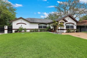 5140 17th Court, Naples, FL 34116 - MLS#226012359