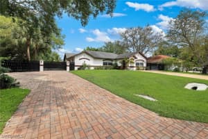 5140 17th Court, Naples, FL 34116 - MLS#226012359