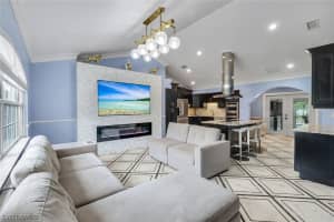 5140 17th Court, Naples, FL 34116 - MLS#226012359