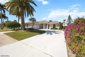 867 Saint Andrews Boulevard, Naples, FL 34113 - MLS#226012449