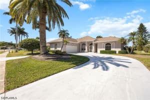 867 Saint Andrews Boulevard, Naples, FL 34113 - MLS#226012449