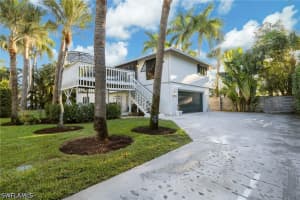 1225 Sandpiper Street, Naples, FL 34102 - MLS#226012455