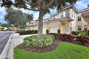 3060 Horizon Ln 1405, Naples