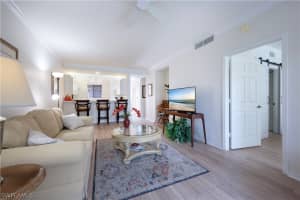 431 Valerie Way, Naples, FL 34104 - MLS#226012477