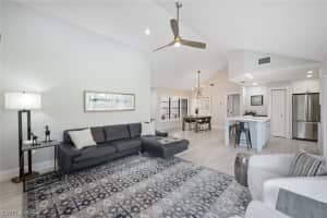 714 Reef Point Circle, Naples, FL 34108 - MLS#226012519