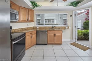 9856 Luna Circle, Naples, FL 34109 - MLS#226012550