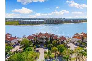 406 La Peninsula Boulevard, Naples, FL 34113 - MLS#226012552