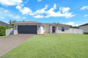 2903 4th Place, Cape Coral, FL 33993 - MLS#226012594