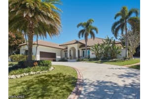 681 S Barfield Dr, Marco Island