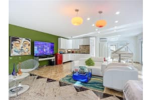 10242 Vanderbilt Drive, Naples, FL 34108 - MLS#226012650