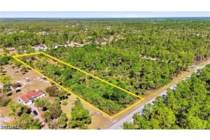 3865 Everglades Boulevard, Naples, FL 34117 - MLS#226012651