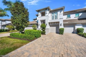 8026 Signature Club Circle, Naples, FL 34113 - MLS#226012659