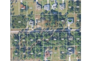 2906 52nd St W, Lehigh Acres