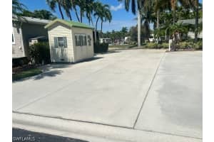 1386 Silver Lakes Boulevard, Naples, FL 34114 - MLS#226012715