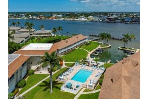 850 Palm Street, Marco Island, FL 34145 - MLS#226012728