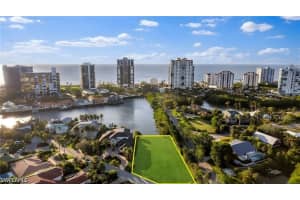 319 Pirates Bight, Naples, FL 34103 - MLS#226012732