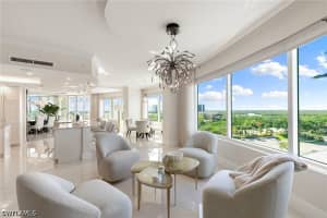 13665 Vanderbilt Drive, Naples, FL 34110 - MLS#226012783