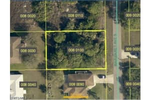 916 Margaret Avenue, Lehigh Acres, FL 33974 - MLS#226012809
