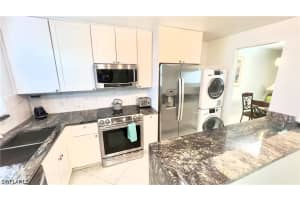 4380 27th Ct Sw 104, Naples