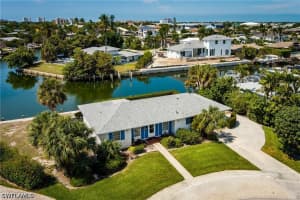 756 Apple Court, Marco Island, FL 34145 - MLS#226012843