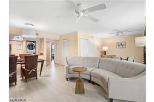 600 Neapolitan Way, Naples, FL 34103 - MLS#226012844