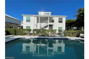 254 6TH Avenue, Naples, FL 34102-6531 - MLS#226012853