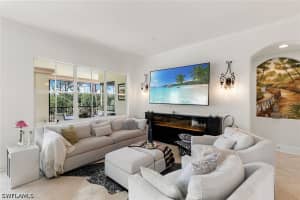 2642 Bolero Drive, Naples, FL 34109 - MLS#226012862