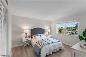 570 12th Avenue, Naples, FL 34102 - MLS#226012877