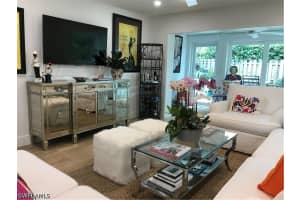 302 2nd St S 302, Naples