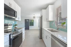 2836 Bayview Drive, Naples, FL 34112 - MLS#226012891