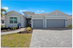 5176 Sugarwood Dr, Naples