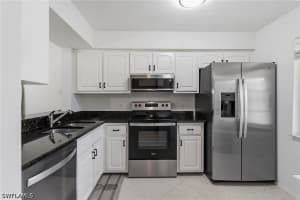 1001 Foxfire Lane, Naples, FL 34104 - MLS#226012910