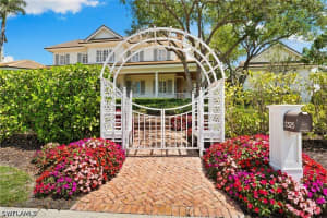 2325 Lantern Lane, Naples, FL 34102 - MLS#226012952