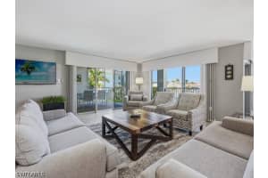 891 Huron Court, Marco Island, FL 34145 - MLS#226012959