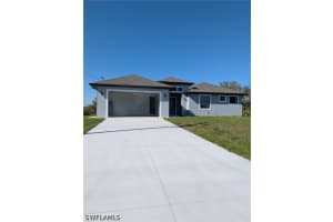 2714 63rd St W, Lehigh Acres