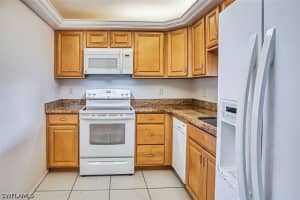 1700 Pine Valley Drive, Fort Myers, FL 33907 - MLS#226013010