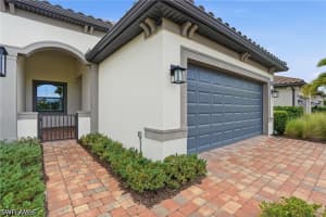 12361 Canal Grande Drive, Fort Myers, FL 33913 - MLS#226013045