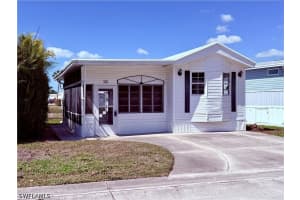 251 Bass Ln 251, Naples